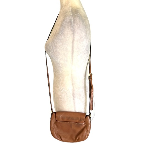 Michael Kors Luggage Brown Pebbled Leather Flap Jet Set Crossbody Mini Bag - Picture 5 of 16